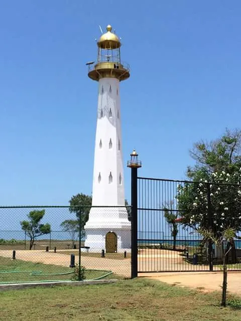 KKS Lighthouse & Beach — Jaffna